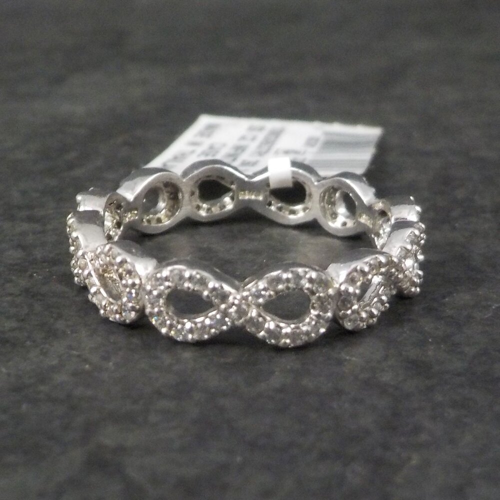 Sterling Silver Infinity Band Ring Size 8 New Old Stock